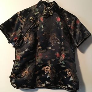 Antique Chinese dragon top